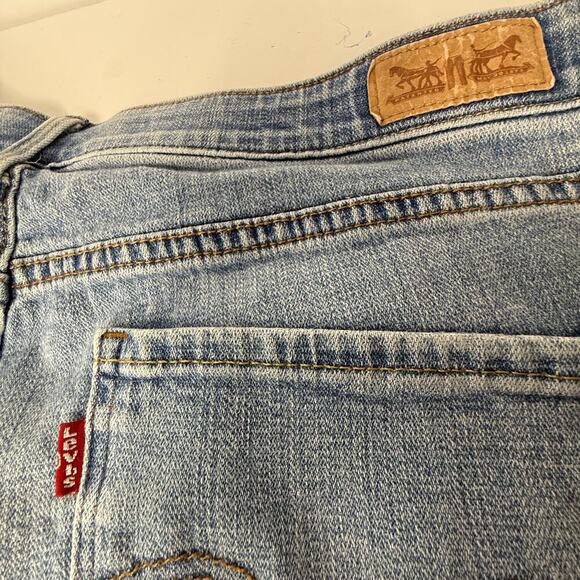 Levi's 525 Jeans Men 32x32 Perfect Waist Straight Fit Light Stonewash Distressed - Picture 2 of 5